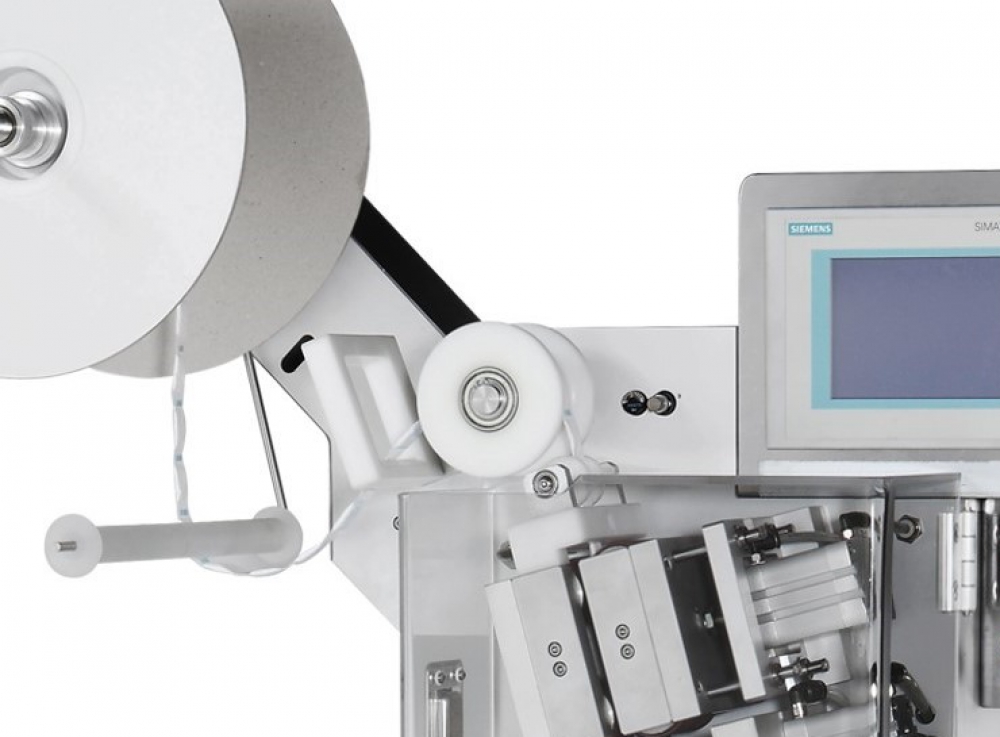 INTEGRATED PRODUCT HOPPER