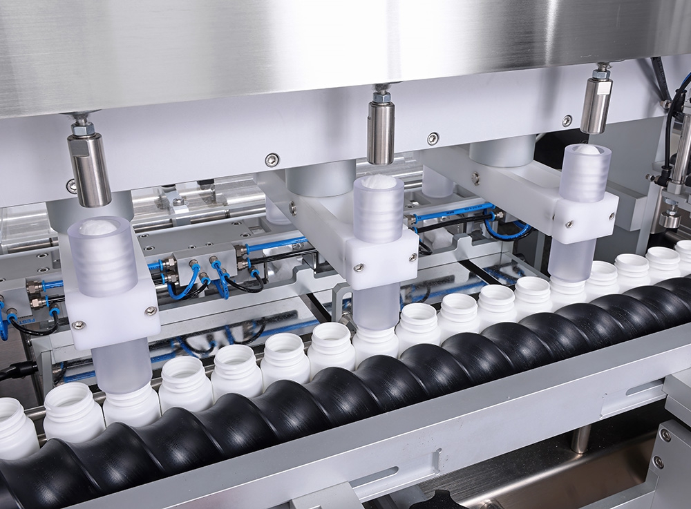 三站式棉花塞入裝置